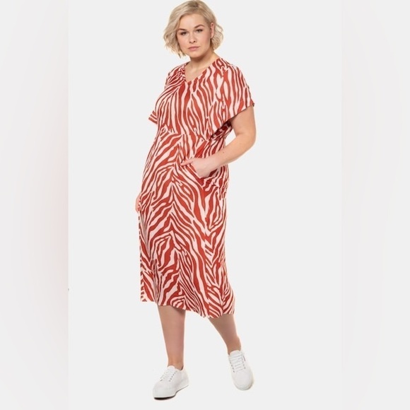Ulla Popken Terracotta Zebra Print V-Neck Short Sleeve Midi Dress Sz 20 - Picture 1 of 14